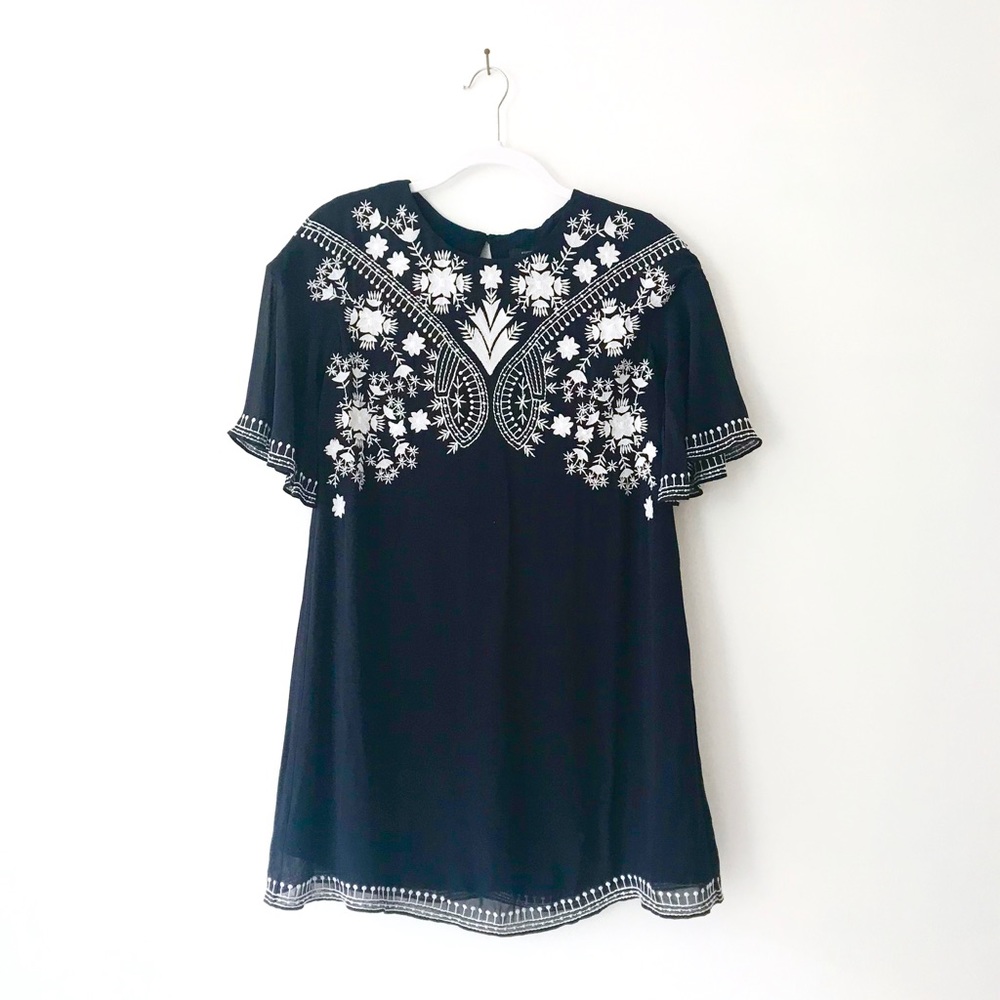French Connection Navy Floral Boho Dress - Picture 3 of 5